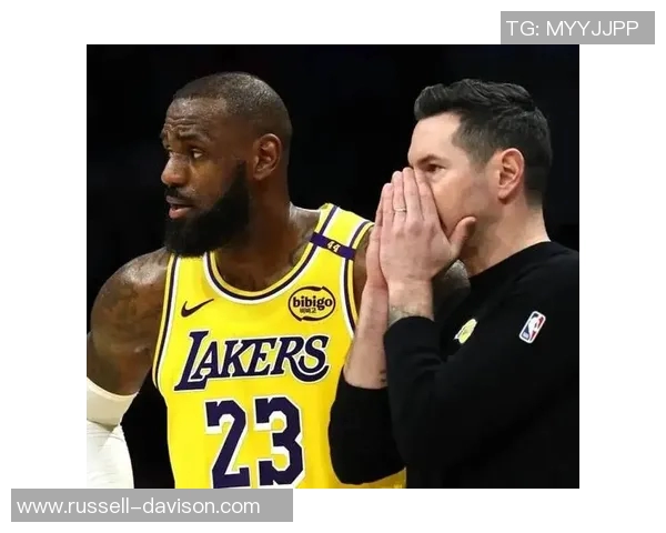 湖人球员戴维斯受伤休战，球队备战困难加重