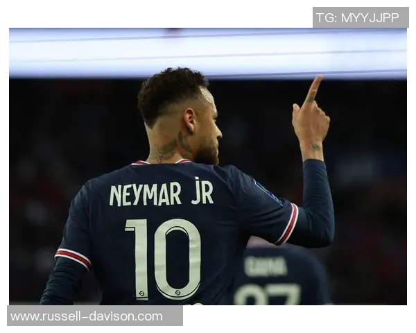 内马尔重返法甲，巴黎圣日耳曼迎来豪华替补阵容加强